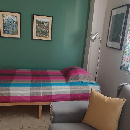 Comfortable Apartment In The Center Of Volos Very Close To The Port Екстериор снимка