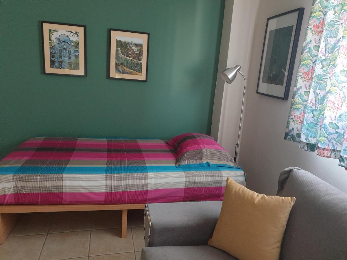 Comfortable Apartment In The Center Of Volos Very Close To The Port Екстериор снимка
